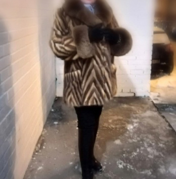 Аппетитная брюнетка приглашает окунуться в мир наслаждения и страсти. Со мной ты сможешь расслабиться и отдохнуть после тяжелого дня. Позволь мне позаботиться о тебе. 14713, 49 лет